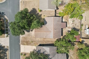 Gallatin Dr-S0410-039.jpg