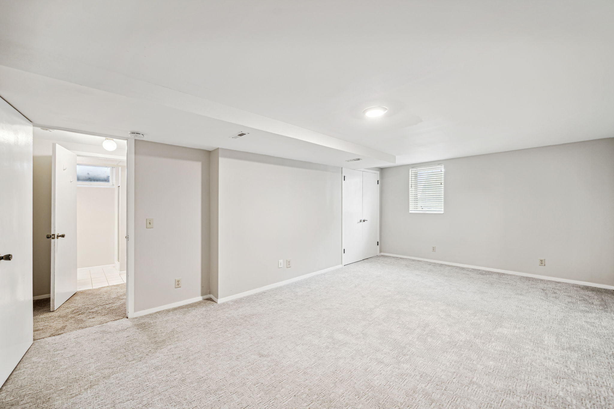 23_Interior