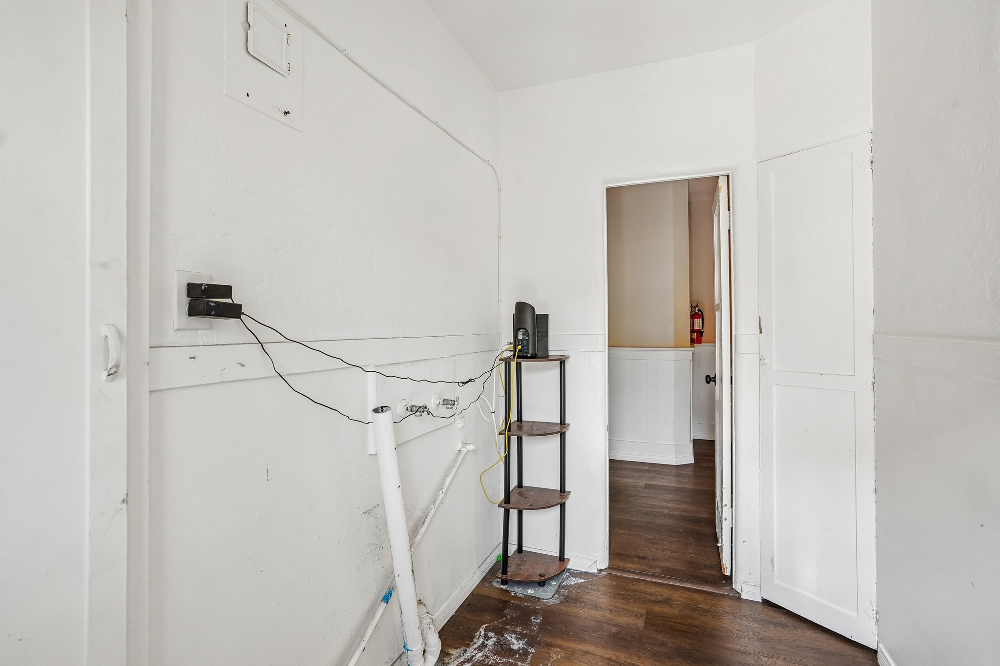 S Van Ness Ave-S2209-005.jpg