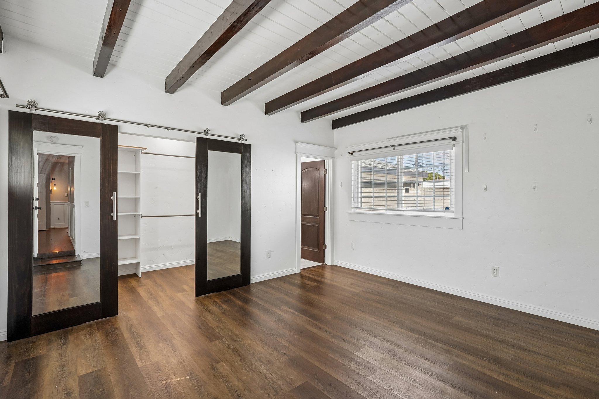S Van Ness Ave-S2209-028.jpg