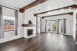 S Van Ness Ave-S2209-006.jpg