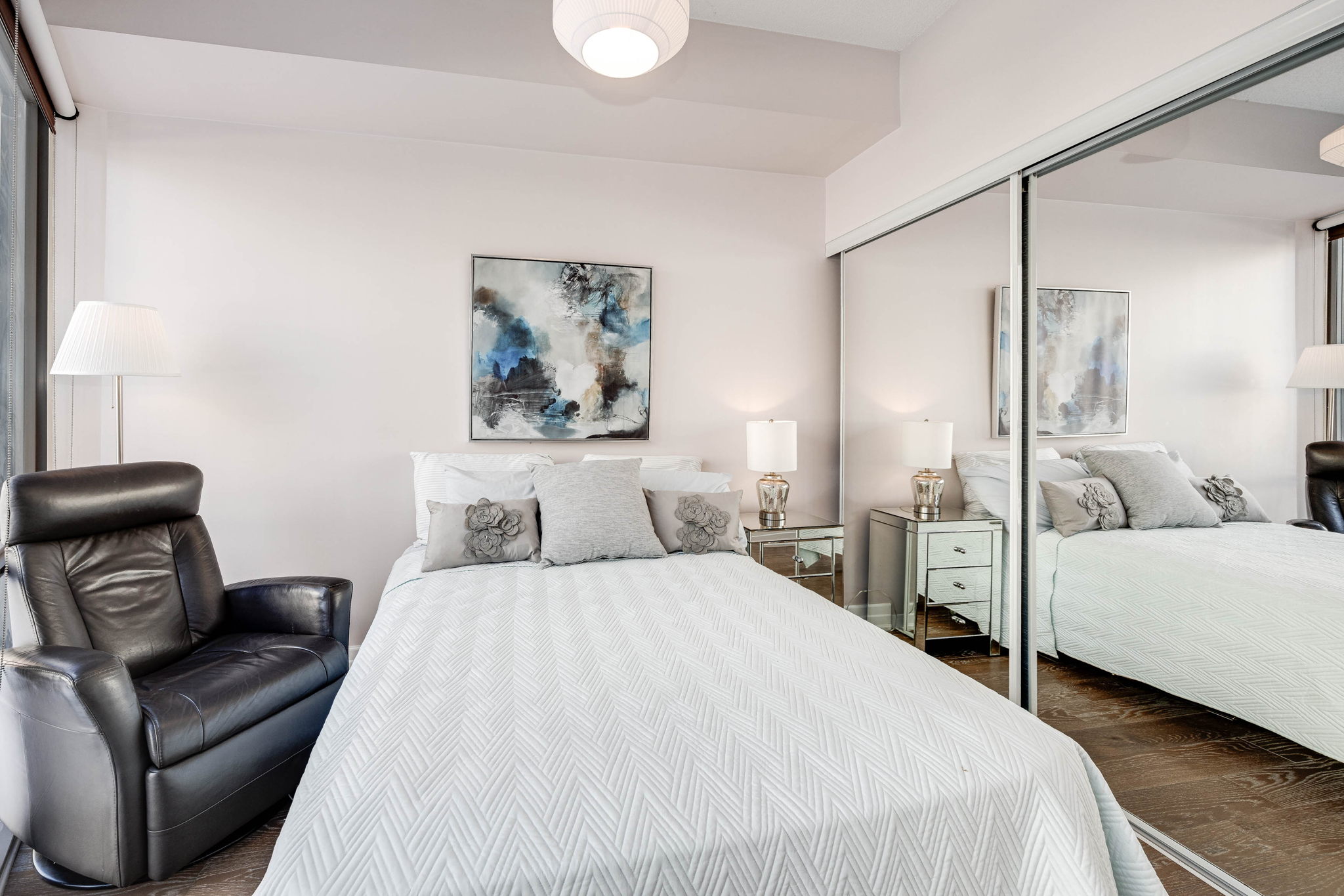 Toronto property showcase — delivered property photograph 17
