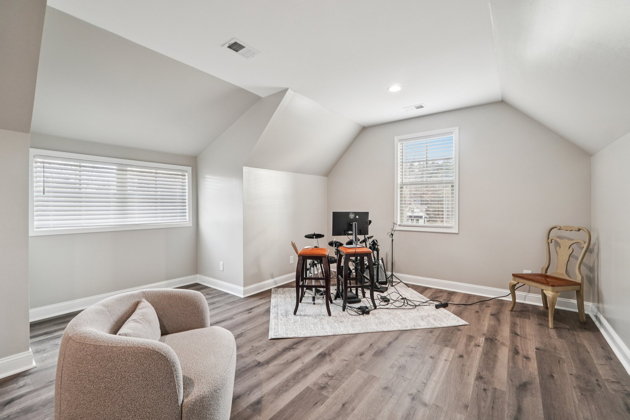 Bellegray Rd-S1911-048.jpg