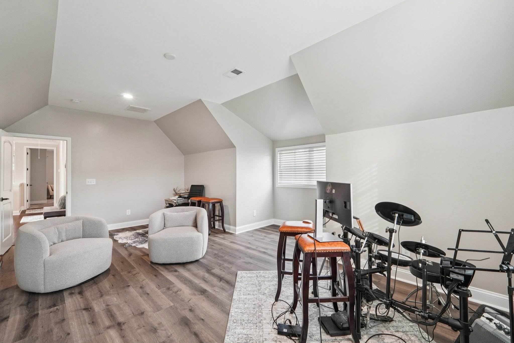 Bellegray Rd-S1911-049.jpg