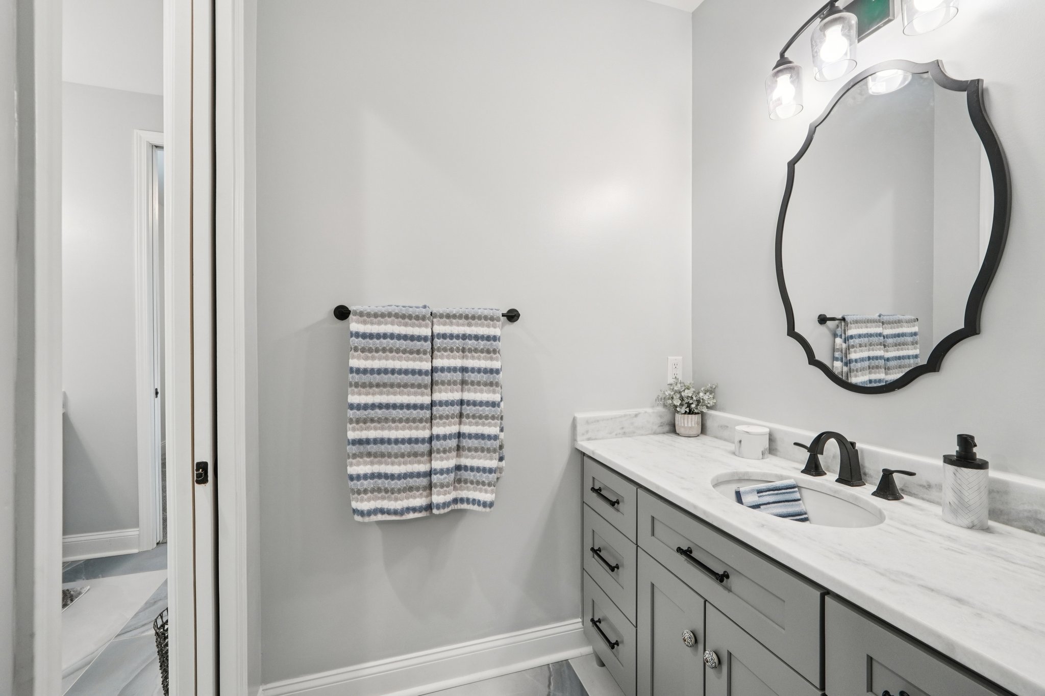 Bellegray Rd-S1911-054.jpg