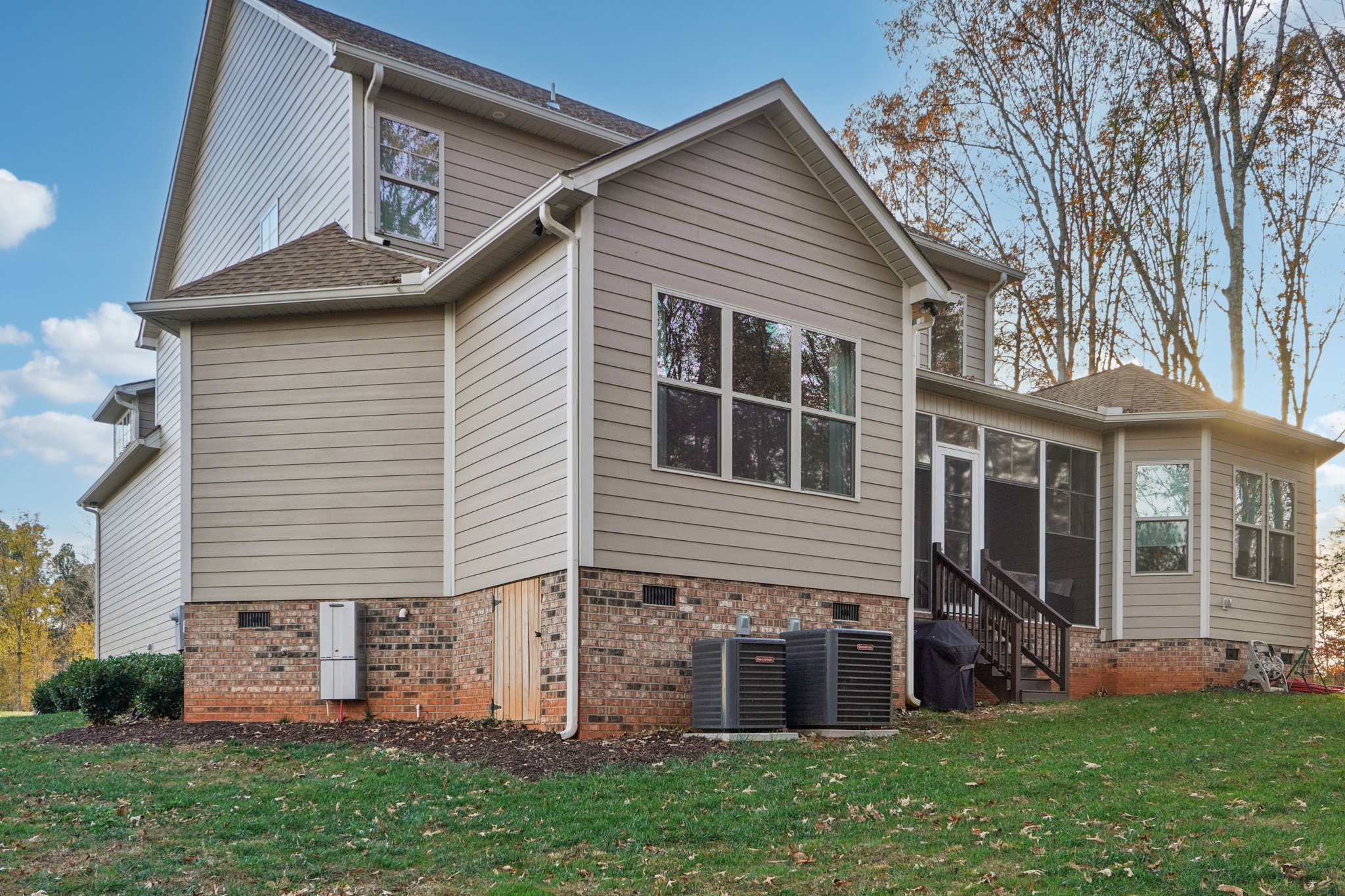 Bellegray Rd-S1911-057.jpg