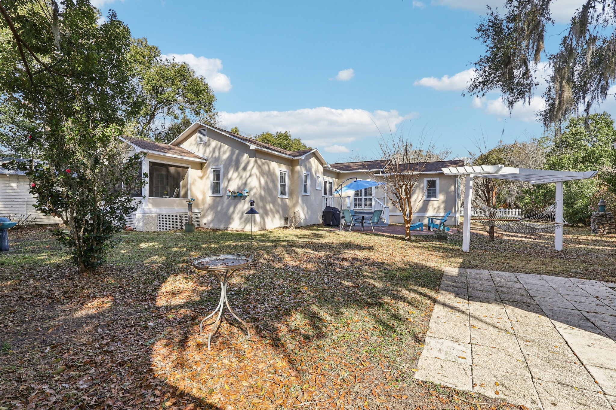 E 9th Ave-S2102-033.jpg