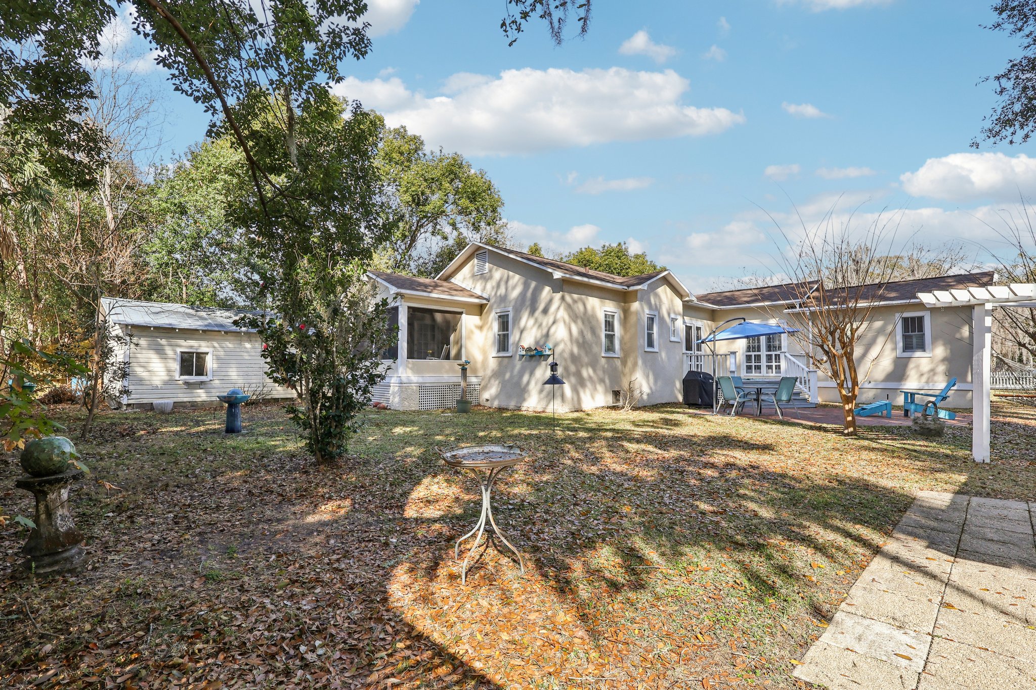 E 9th Ave-S2102-034.jpg