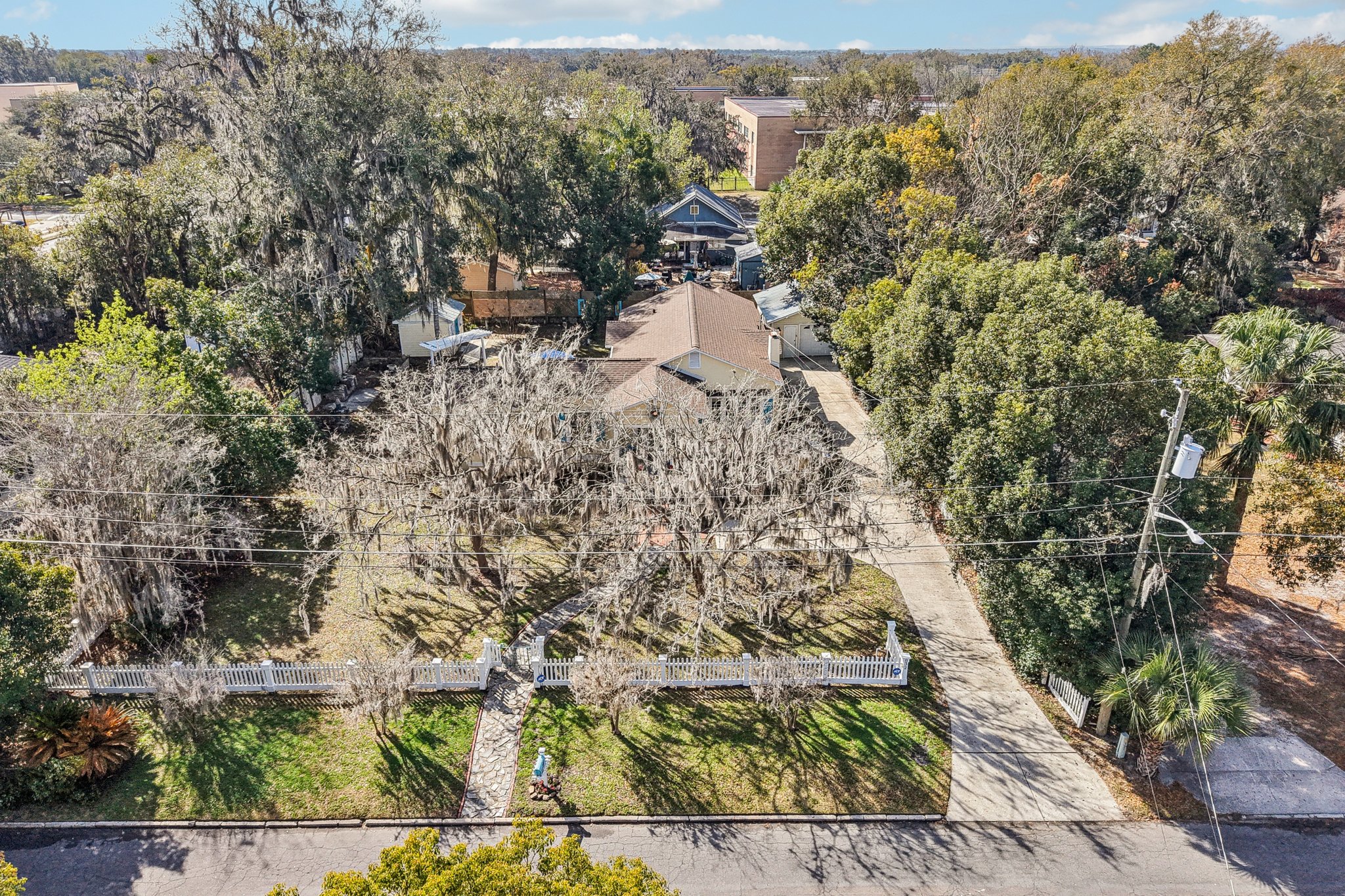 E 9th Ave-S2102-053.jpg