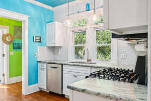 E 9th Ave-S2102-012.jpg