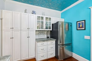 E 9th Ave-S2102-015.jpg