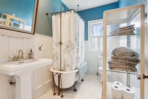 E 9th Ave-S2102-021.jpg