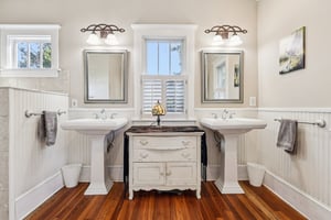 E 9th Ave-S2102-026.jpg