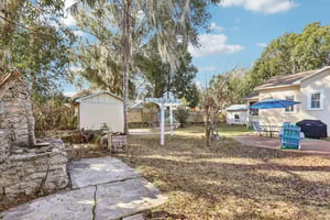 E 9th Ave-S2102-032.jpg