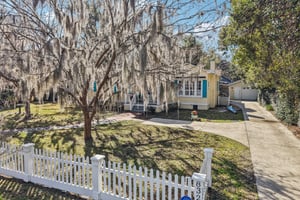 E 9th Ave-S2102-038.jpg