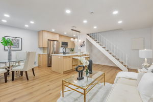 007_832 Gilchrist Dr 3