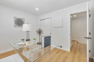 021_832 Gilchrist Dr 3