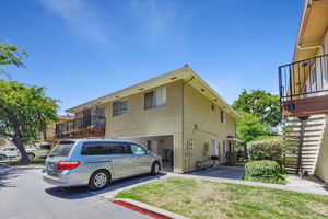 034_832 Gilchrist Dr 3