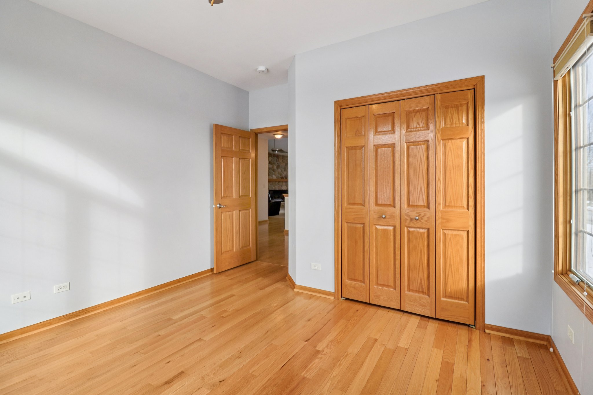 Mary Ct-S0502-020.jpg