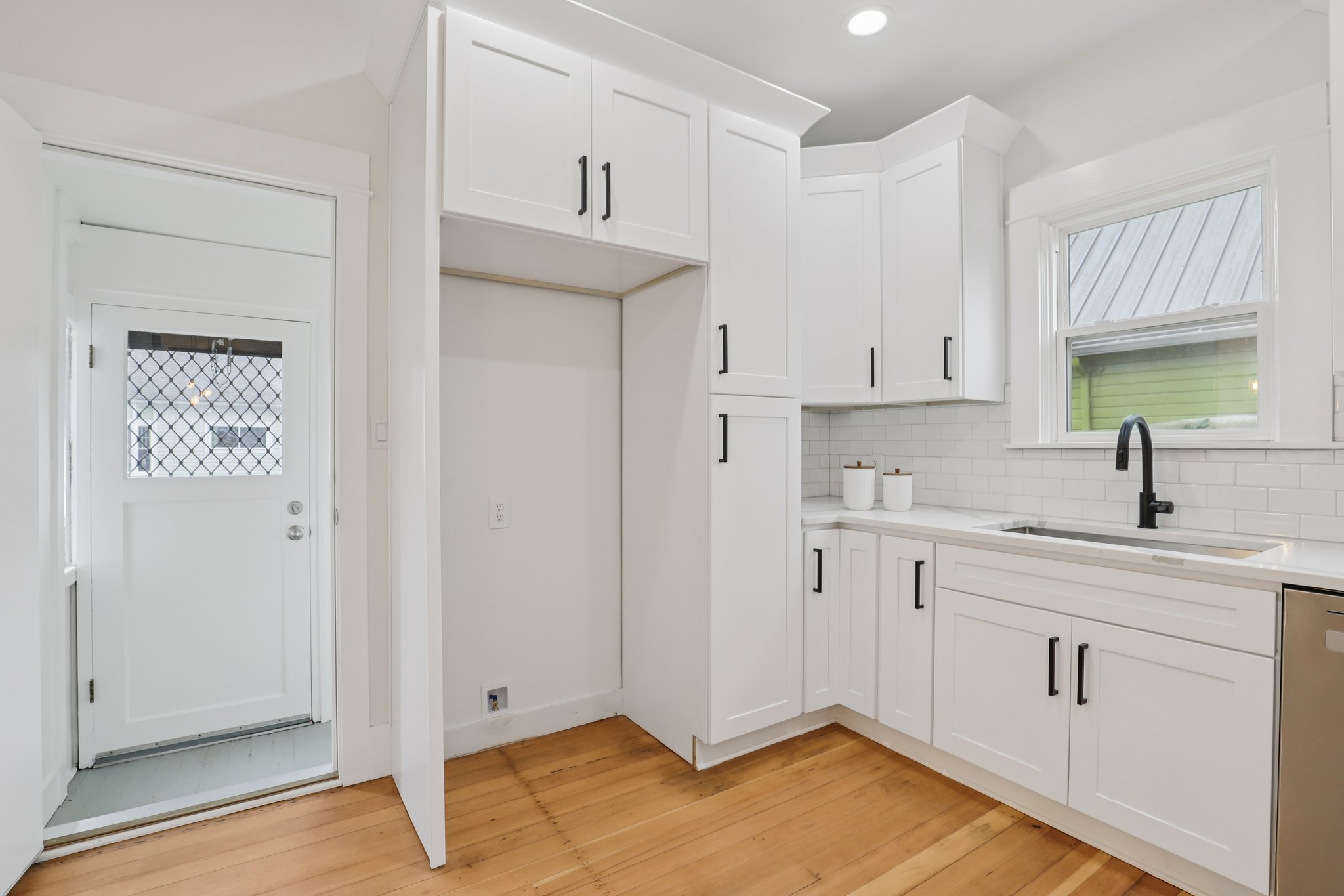 NE Failing St-S2901-028.jpg