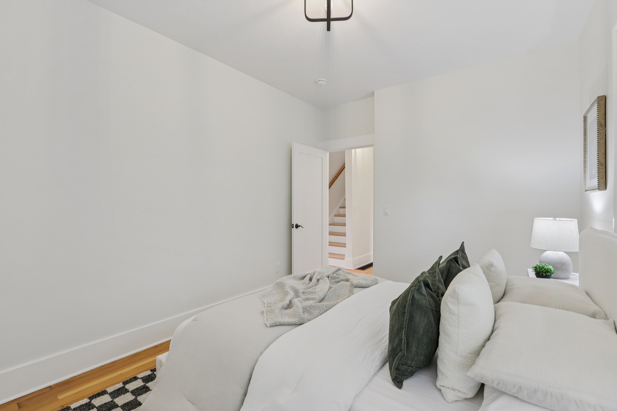 NE Failing St-S2901-041.jpg