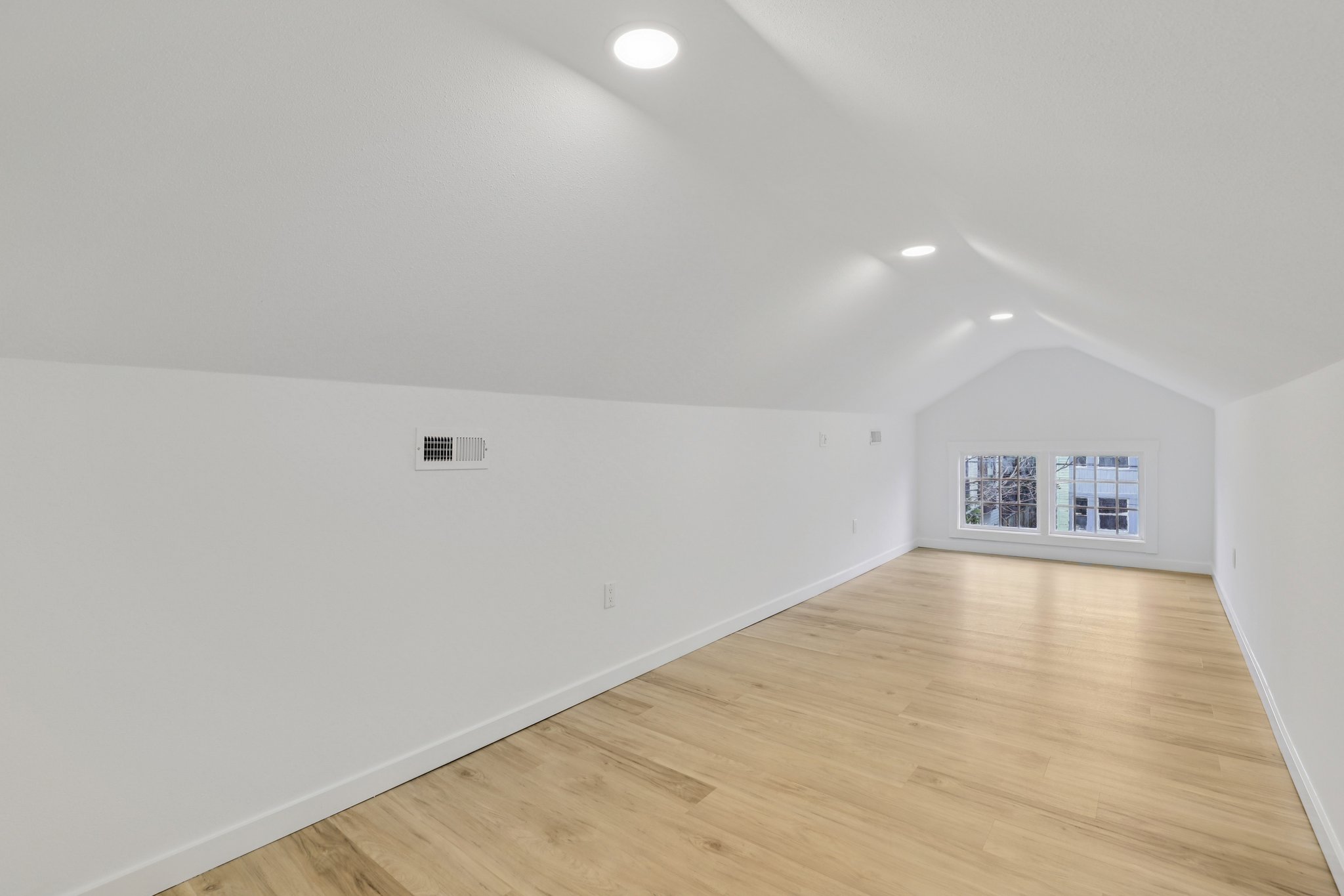 NE Failing St-S2901-043.jpg