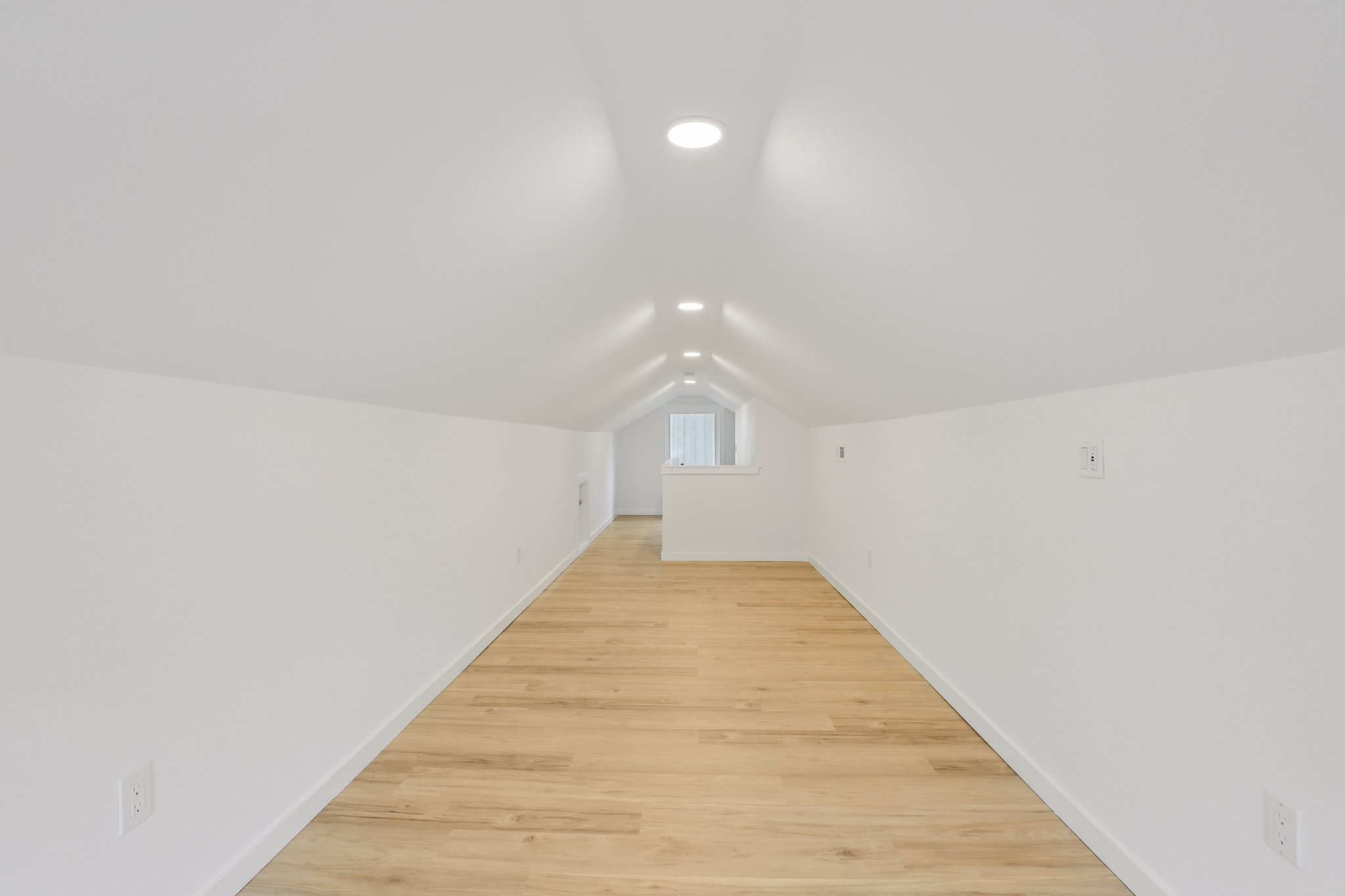 NE Failing St-S2901-048.jpg