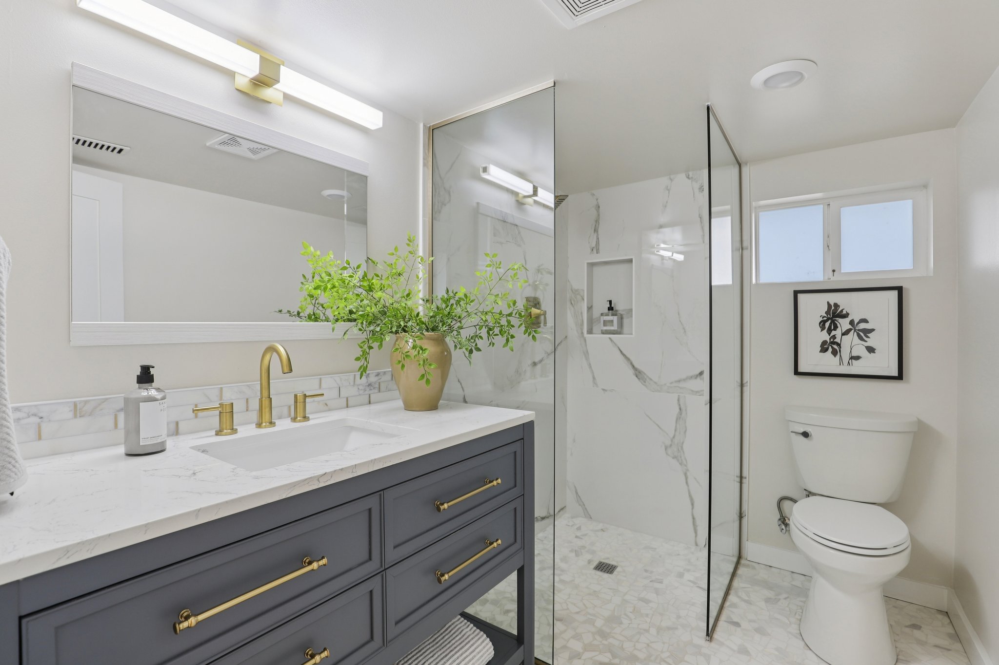 NE Failing St-S2901-058.jpg