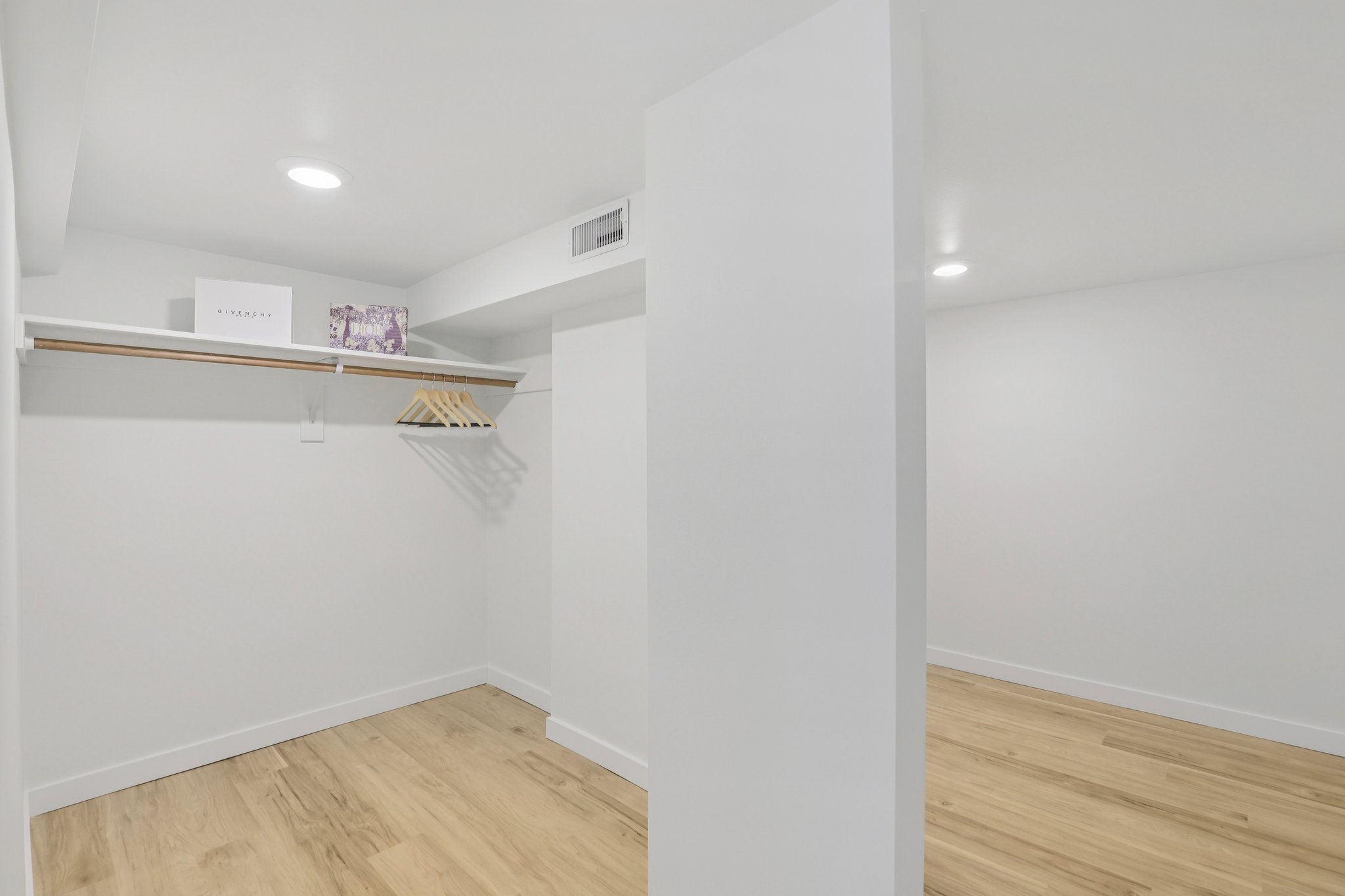 NE Failing St-S2901-064.jpg