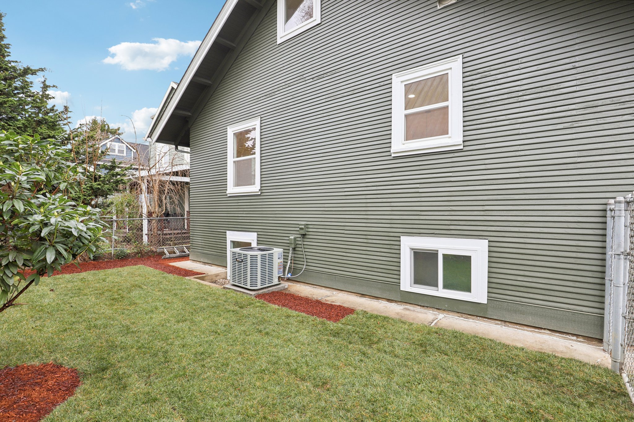 NE Failing St-S2901-074.jpg