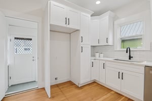 NE Failing St-S2901-028.jpg