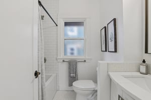 NE Failing St-S2901-033.jpg