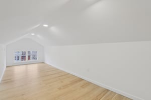 NE Failing St-S2901-044.jpg