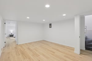 NE Failing St-S2901-050.jpg