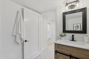 NE Failing St-S2901-054.jpg