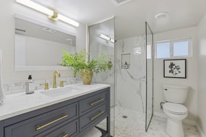 NE Failing St-S2901-058.jpg