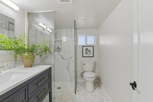 NE Failing St-S2901-059.jpg