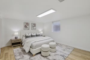 NE Failing St-S2901-060.jpg