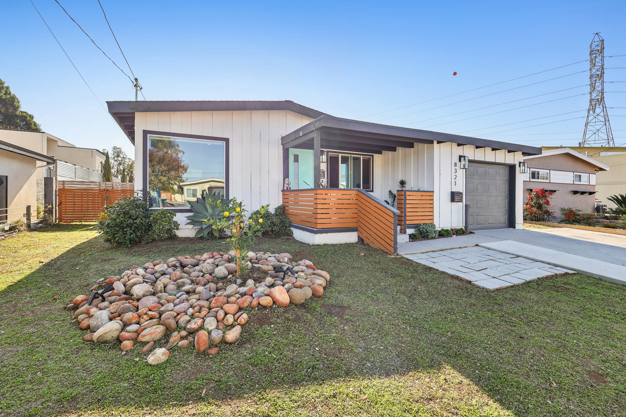 Neva Ave-S0212-002.jpg