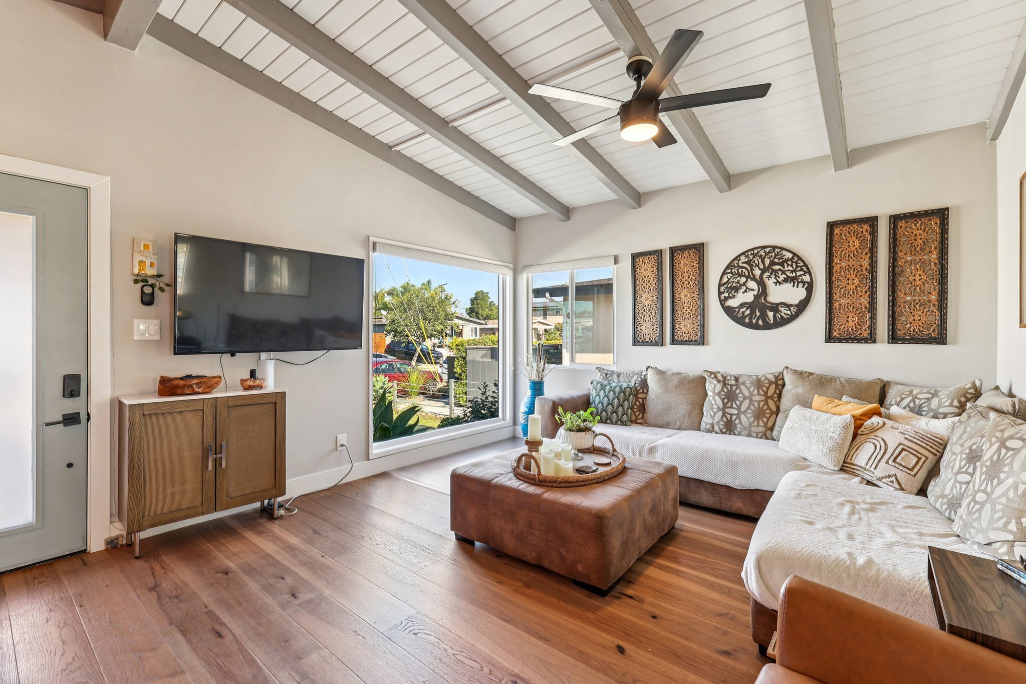 Neva Ave-S0212-010.jpg