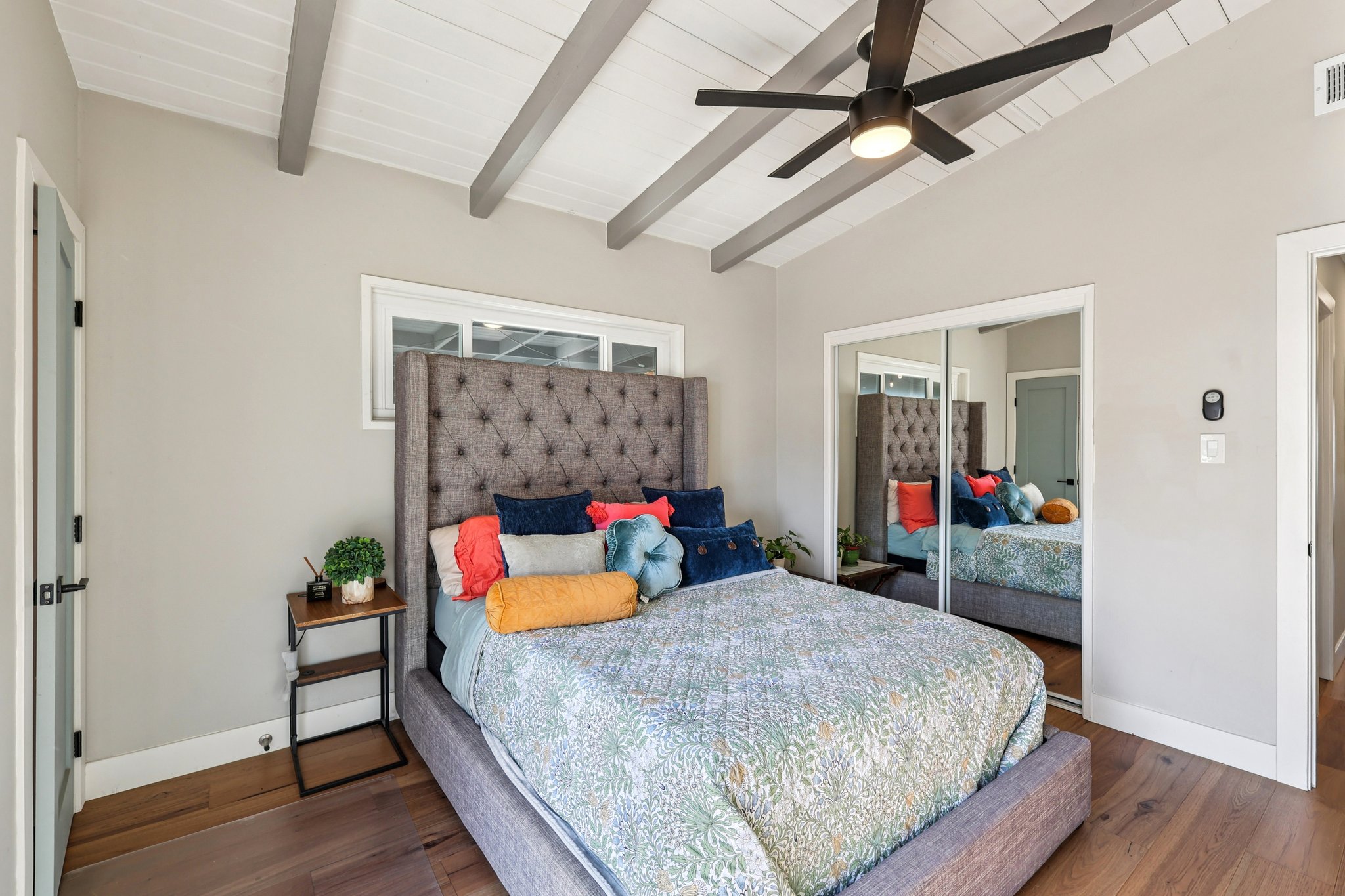 Neva Ave-S0212-021.jpg