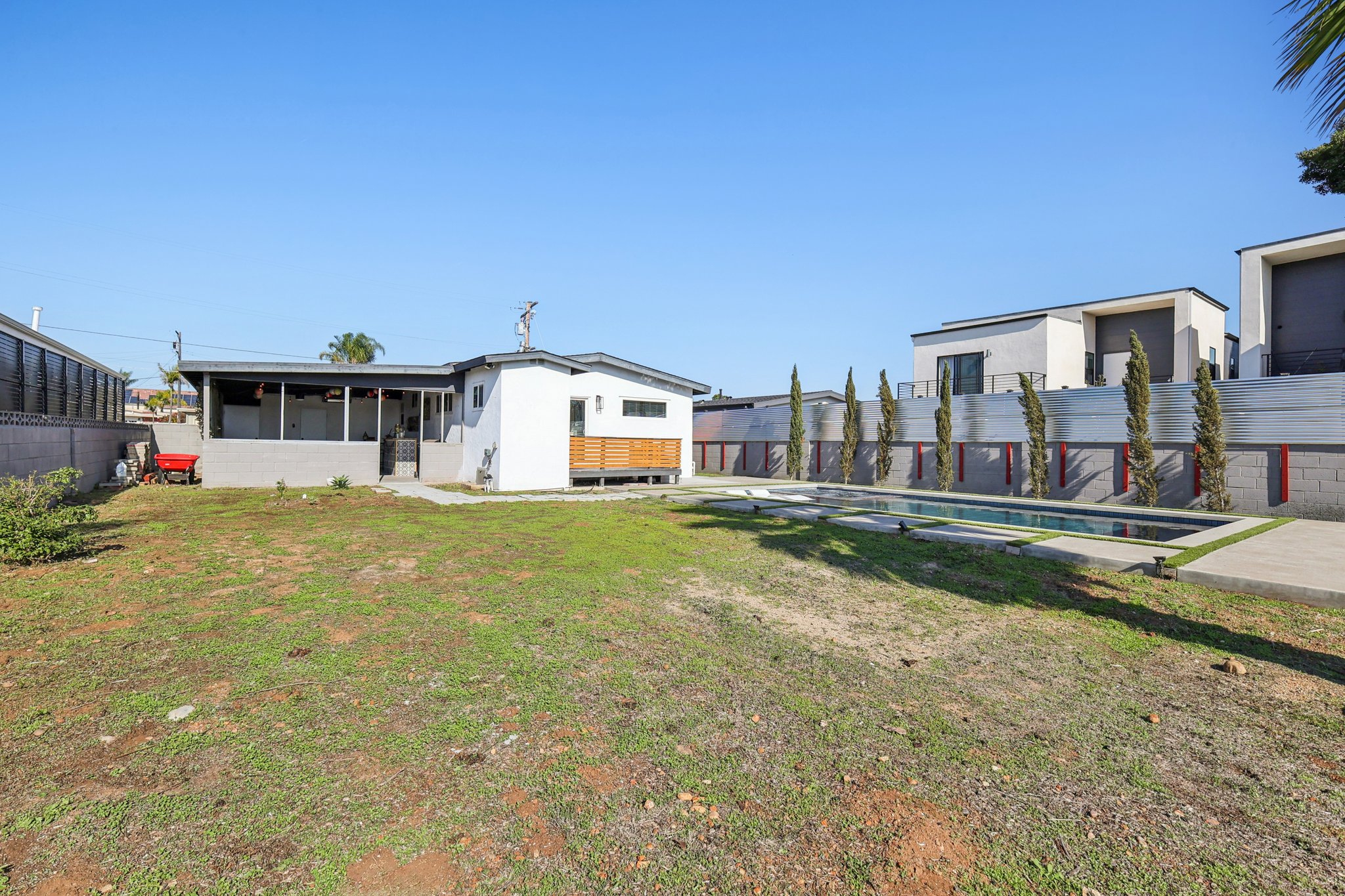 Neva Ave-S0212-039.jpg