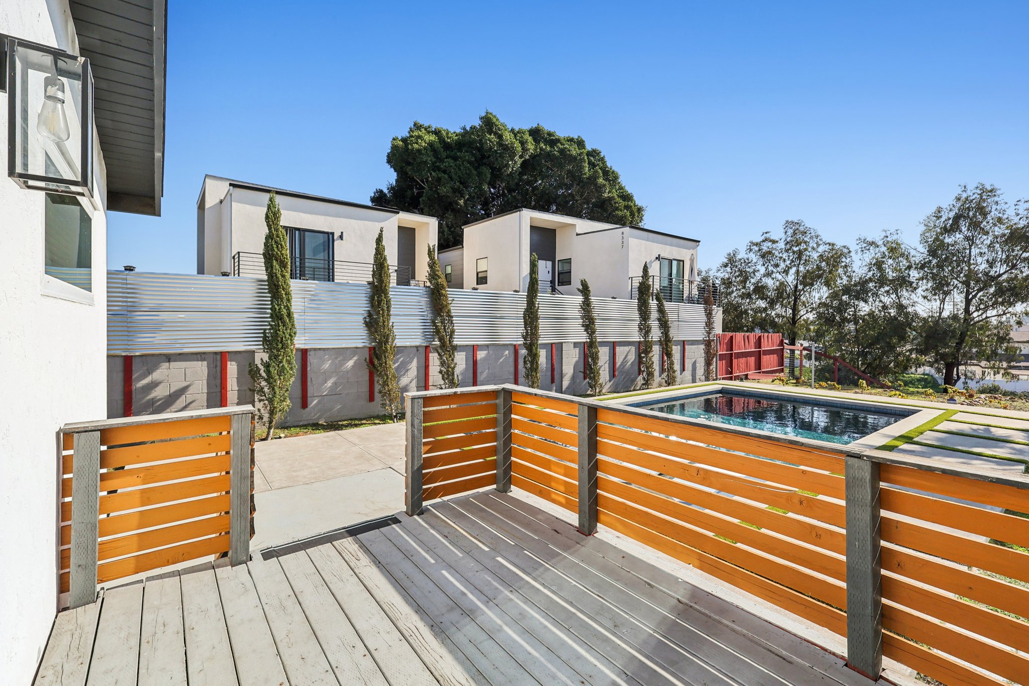 Neva Ave-S0212-047.jpg