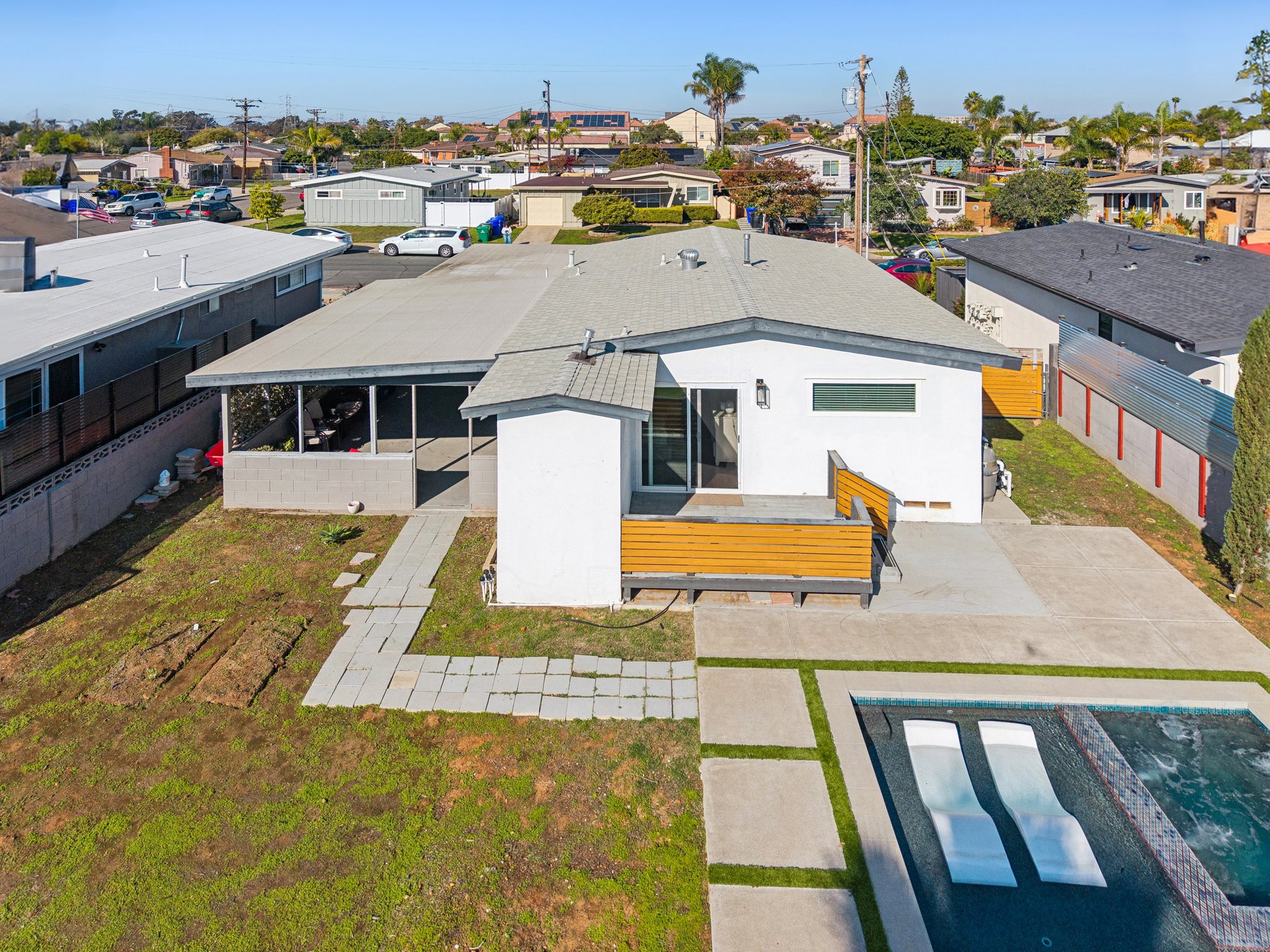 Neva Ave-S0212-054.jpg