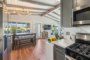 Neva Ave-S0212-016.jpg