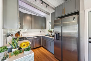 Neva Ave-S0212-018.jpg