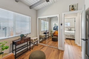 Neva Ave-S0212-027.jpg