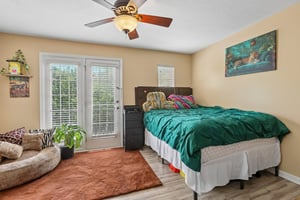 Berrybush Ln-S2005-024.jpg