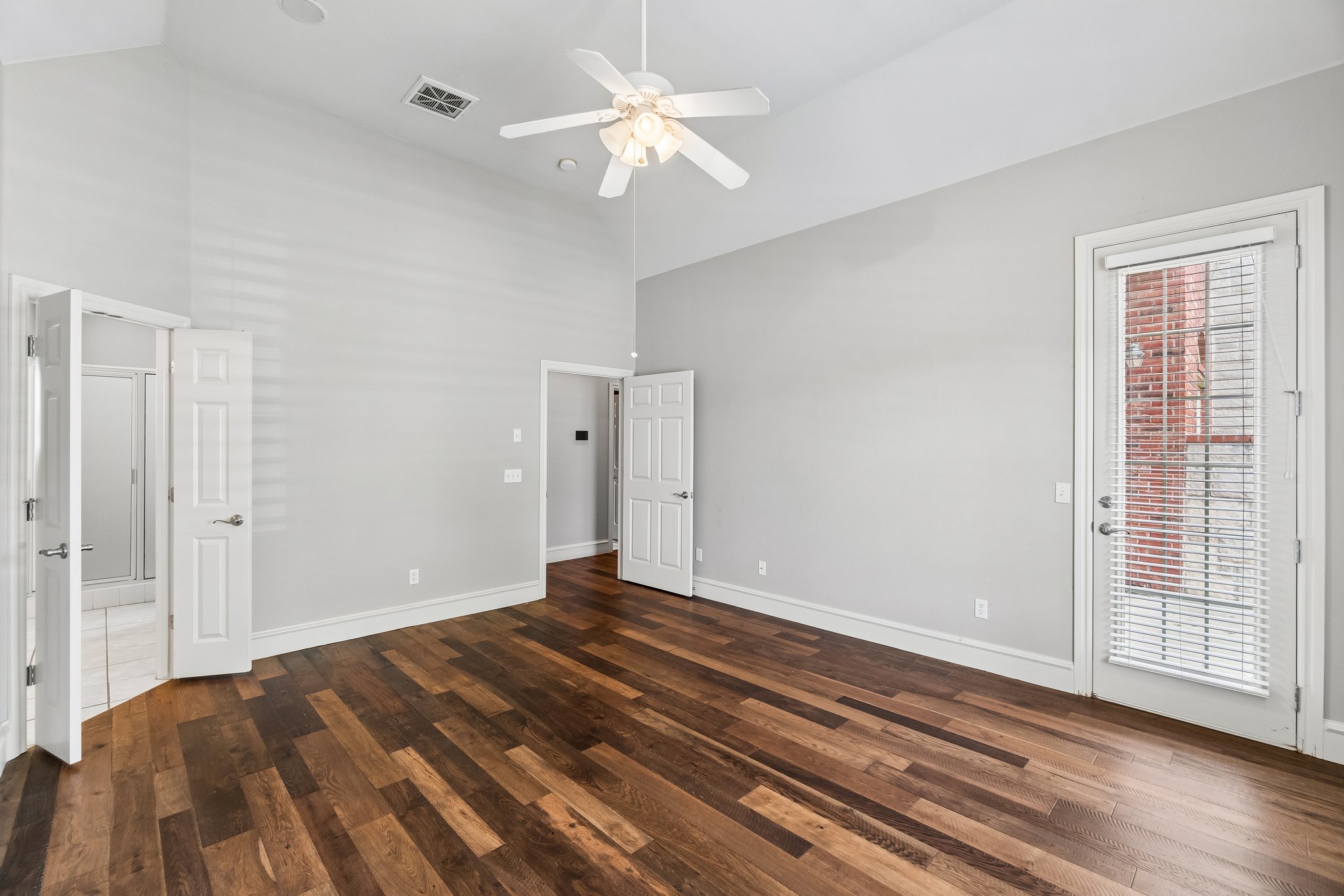 8324 NW 128th Cir_040.jpg