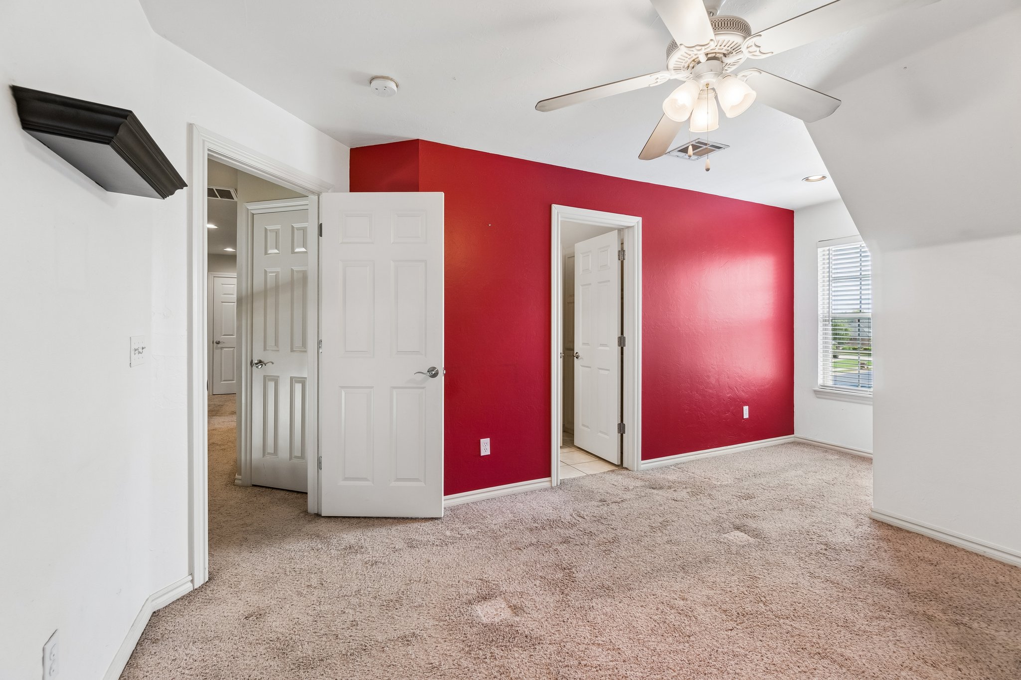 8324 NW 128th Cir_051.jpg